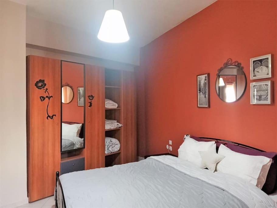 Traveler'S Nest - Central Apartment トリポリス エクステリア 写真
